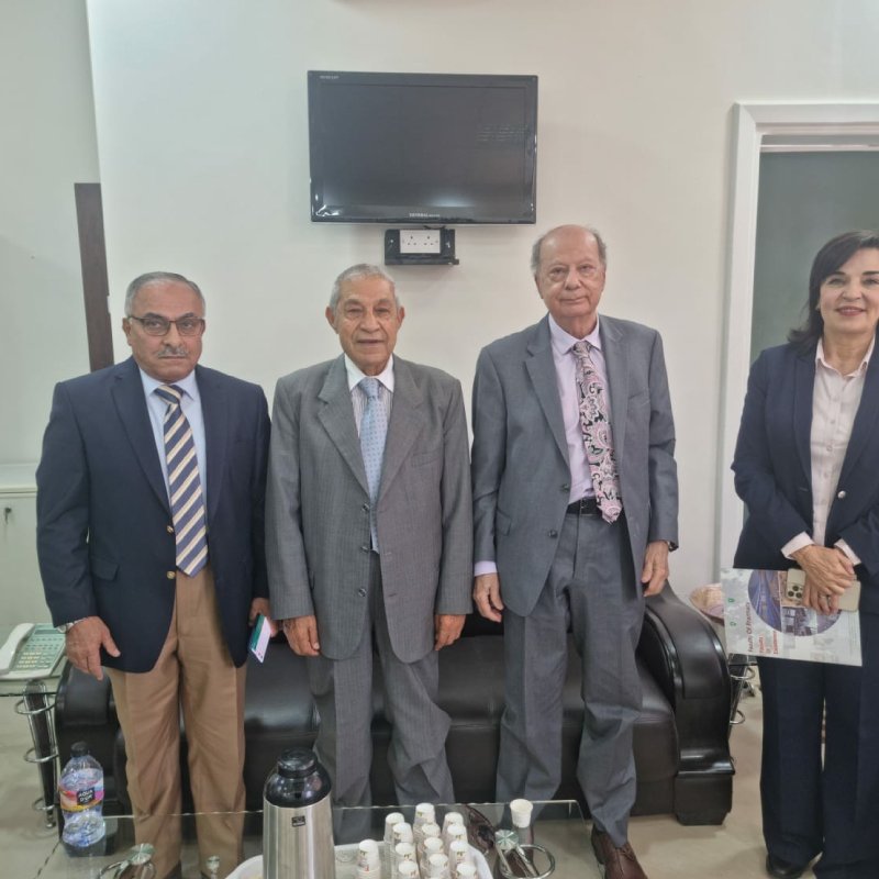 We have equipped a lecture hall at the College of Pharmacy / University of Jordan 1 - Amman Pharmaceutical Industries API 5 1 - Amman Pharmaceutical Industries API